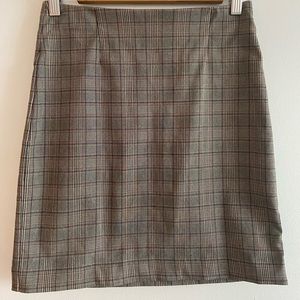 XS Dynamite Plaid Skirt